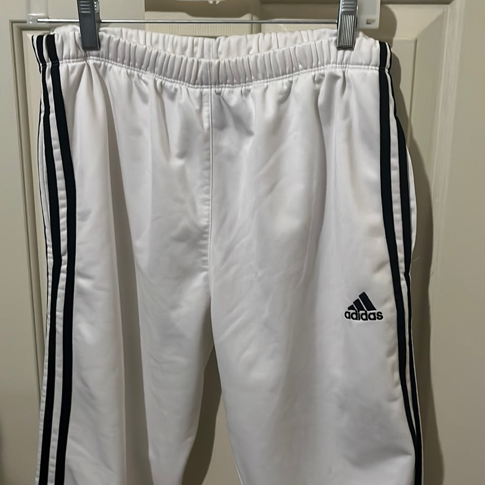 Sports pants